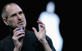 Pesan dan Quotes inspiratif Steve Jobs yang membakar semangat
